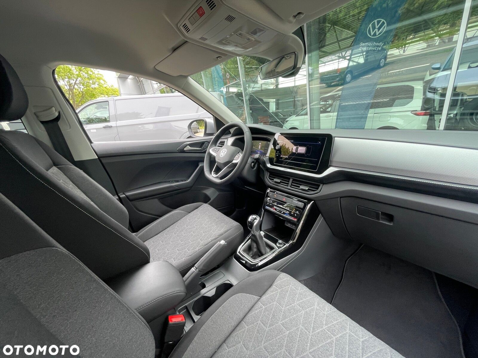 Volkswagen T-Cross - 14