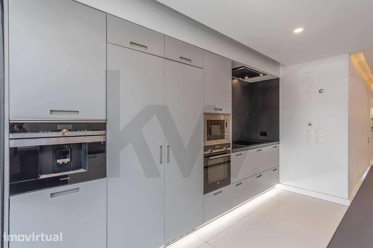 Apartamento T4 |  Parque dos Poetas l Terraço  com 50m2 e Box com  2 l - Grande imagem: 3/54