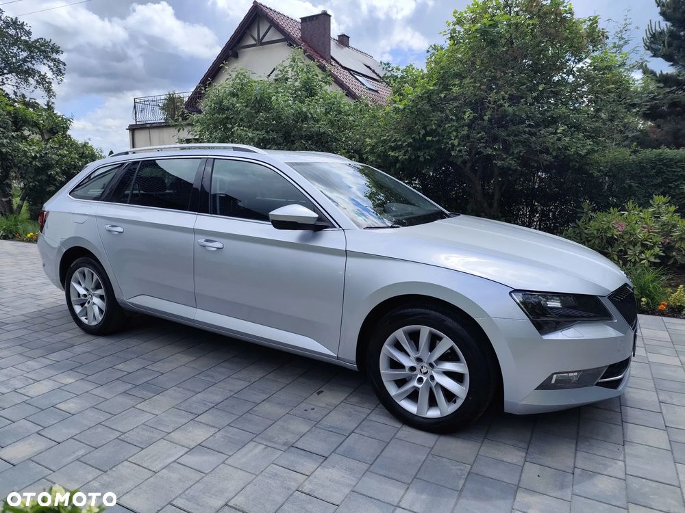 Skoda Superb 2.0 TDI SCR 4x4 Style DSG - 1