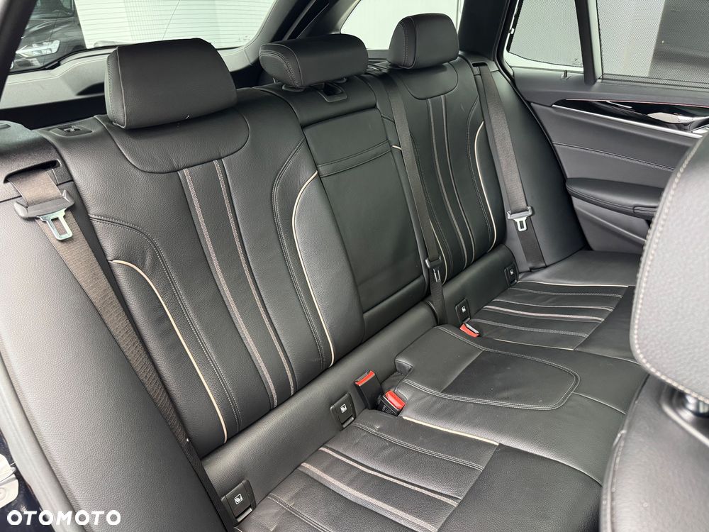 BMW Seria 5 540i xDrive M Sport sport - 34