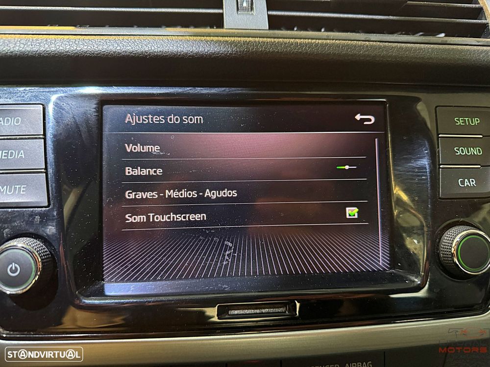 Skoda Fabia 1.0 Active Plus - 27