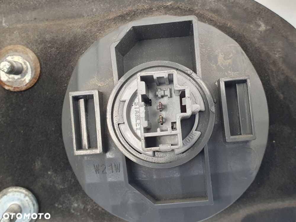 LAMPA PRAWA Honda Accord VII 02-08r TYLNA prawy tył pasażera w Klapę - 7