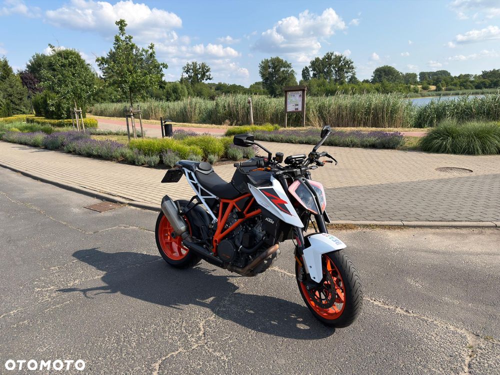 KTM Super Duke - 15