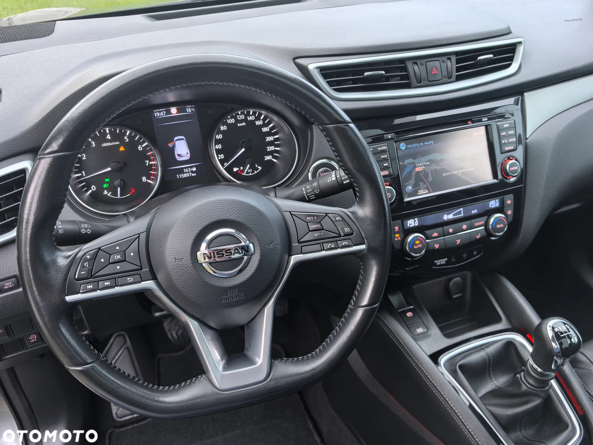 Nissan Qashqai 1.6 DIG-T N-Connecta - 22