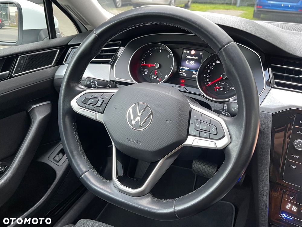 Volkswagen Passat 2.0 TDI EVO Business DSG - 9