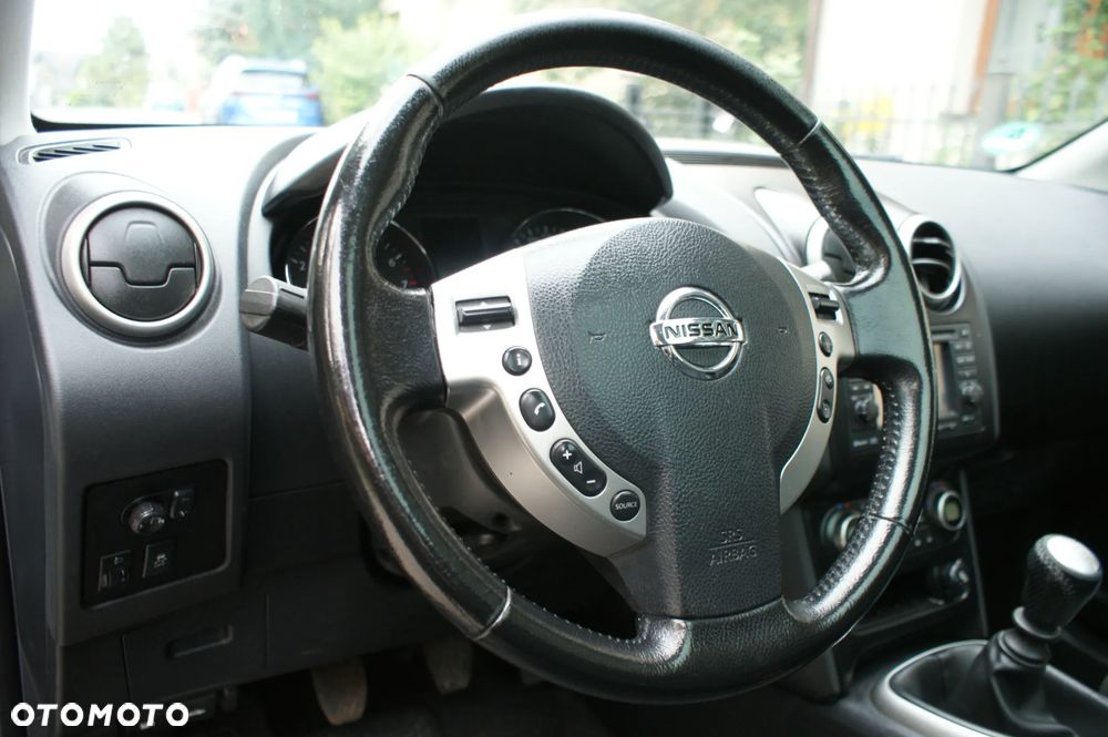 Nissan Qashqai+2 - 5