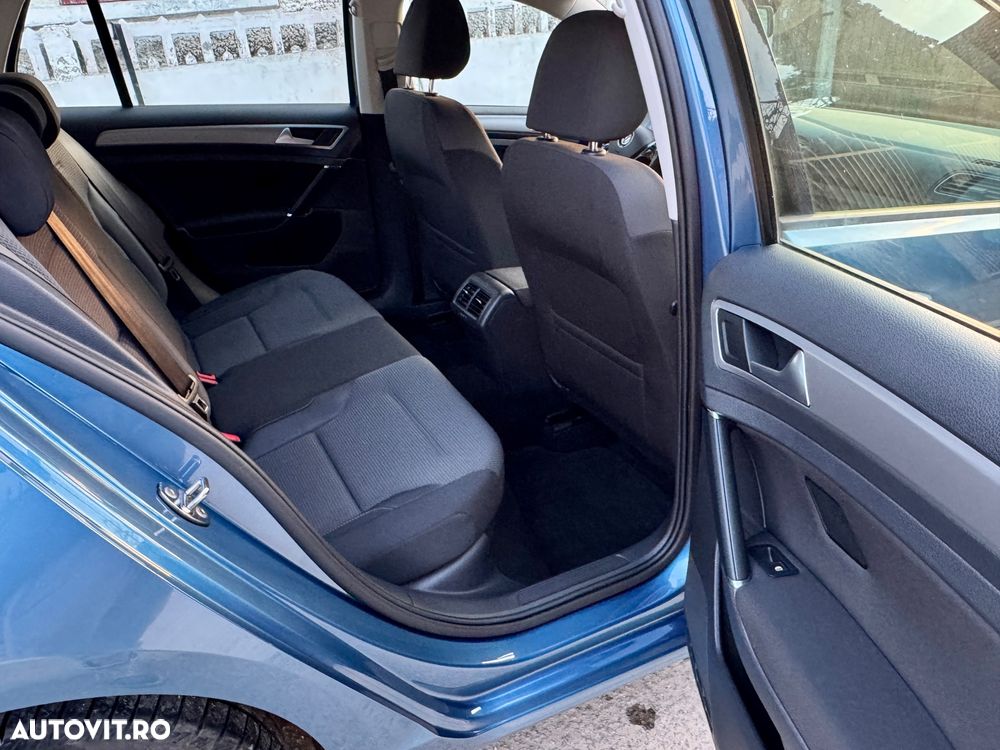 Volkswagen Golf 1.2 TSI BMT Comfortline - 6
