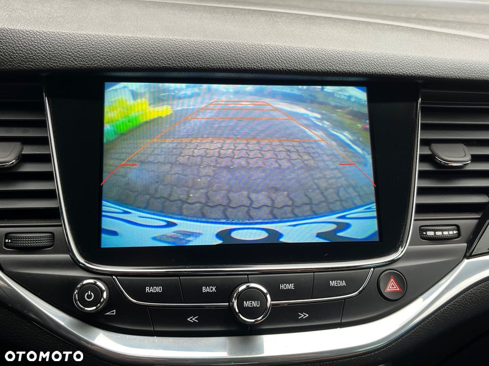 Opel Astra 1.6 D (CDTI) Start/Stop Dynamic - 29