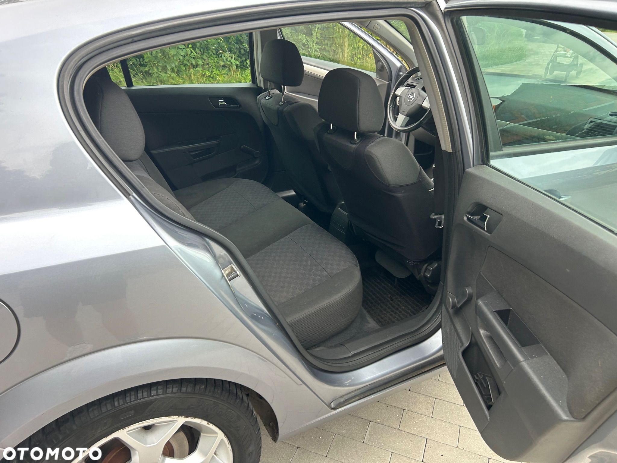 Opel Astra 1.8 Sport - 11