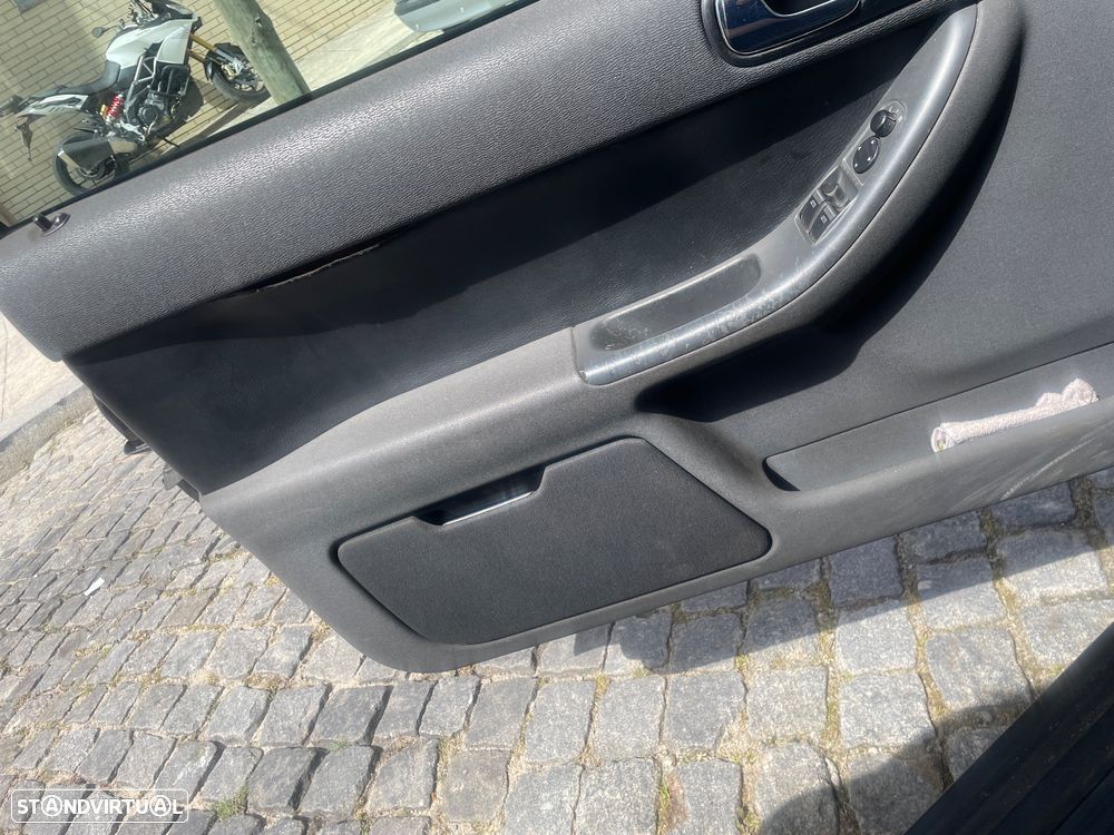 Audi A3 1.8 Sport Turbo - 9