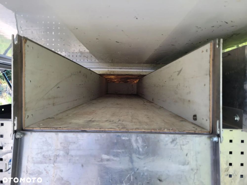 Ford Ranger XLT - 25