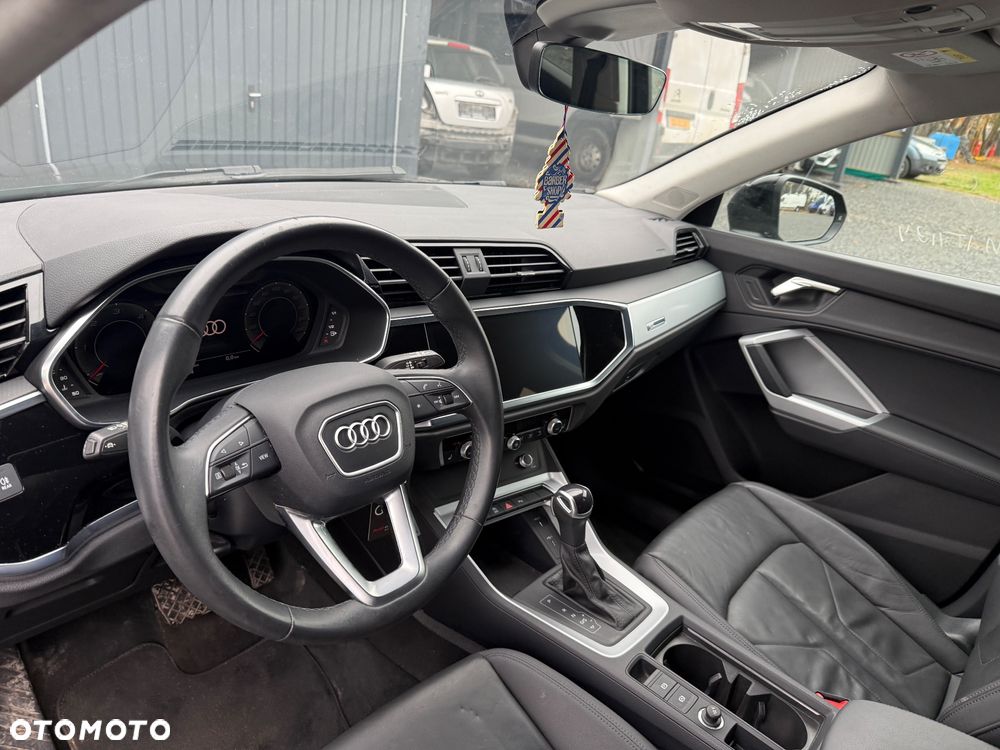 Audi Q3 Sportback 35 TDI S tronic S line - 9