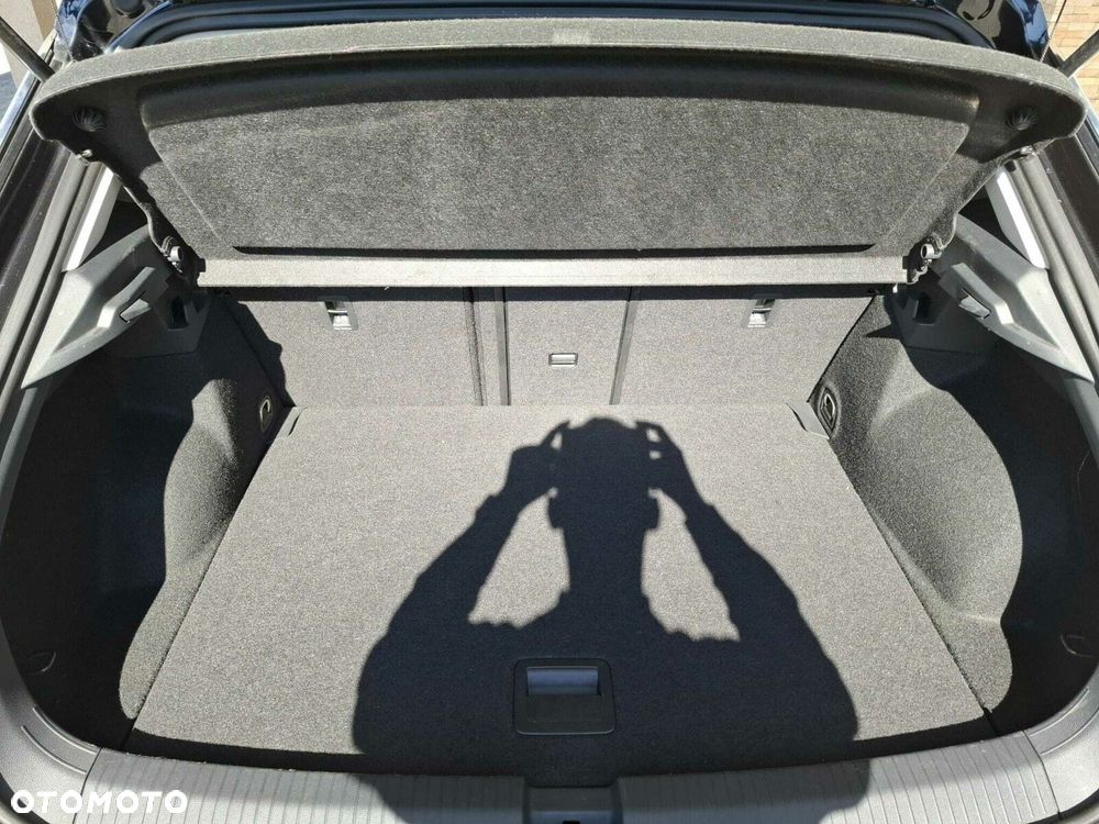 Volkswagen T-Roc 1.5 TSI Life - 27