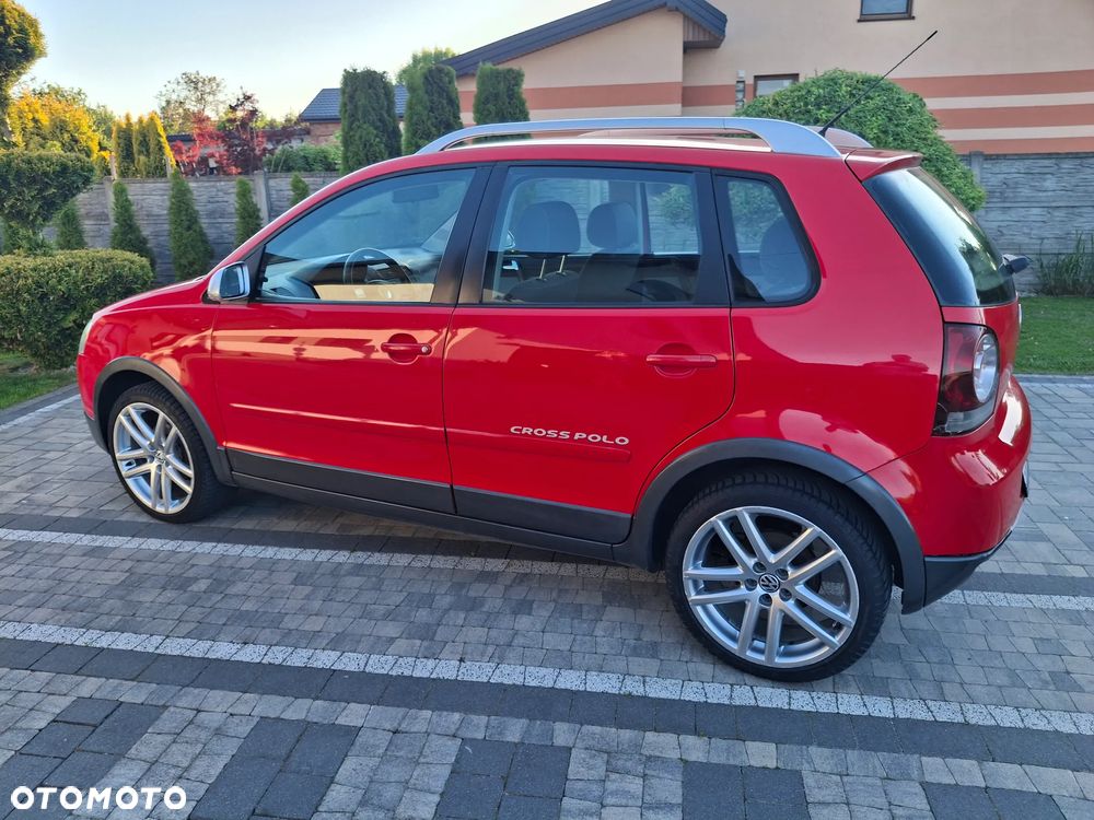 Volkswagen Polo Cross - 12