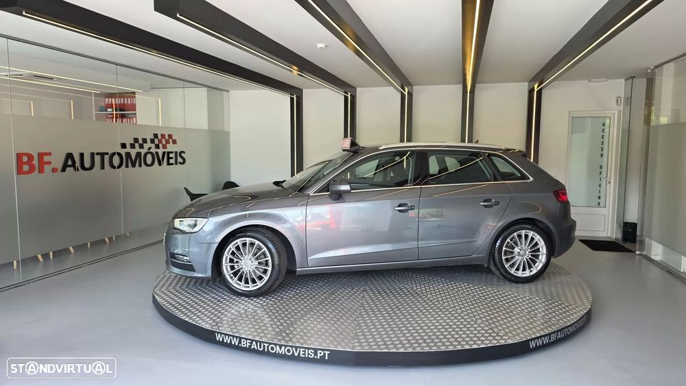 Audi A3 Sportback 1.6 TDI Sport - 13