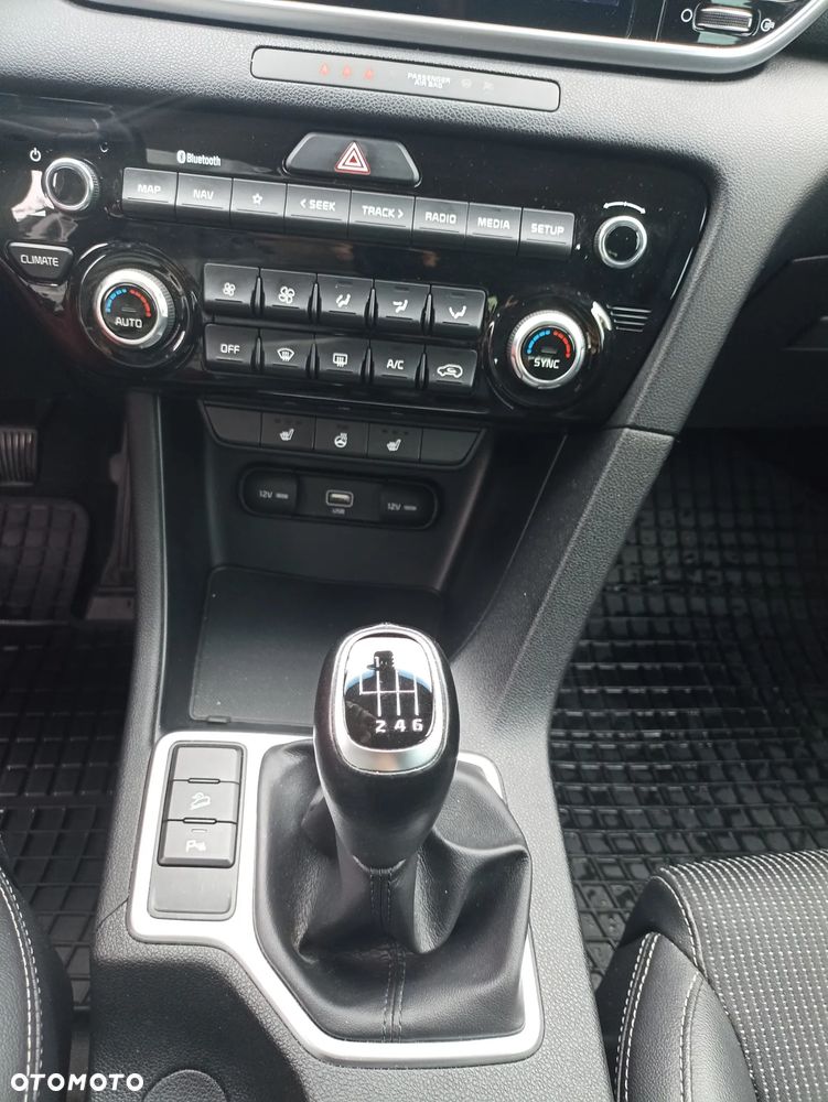 Kia Sportage 1.6 GDI Black Edition 2WD - 16