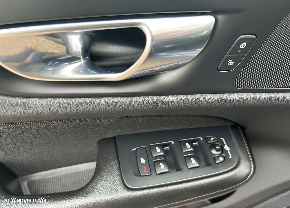 Volvo V60 2.0 T6 AWD TE Inscription Expression - 13