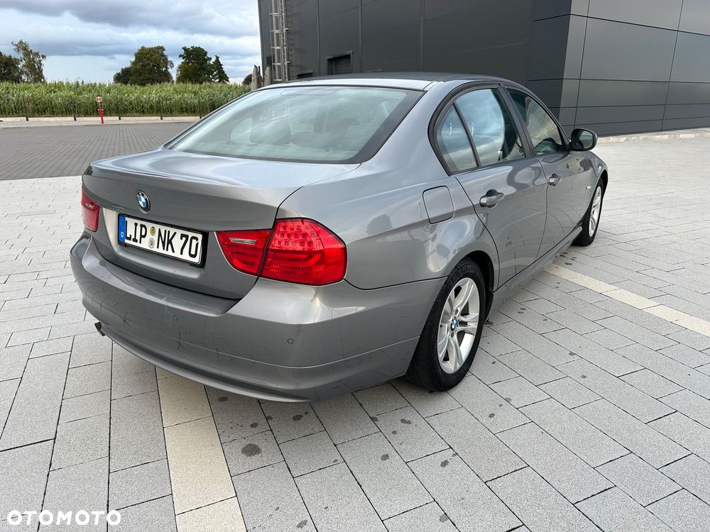 BMW Seria 3 320d DPF - 5