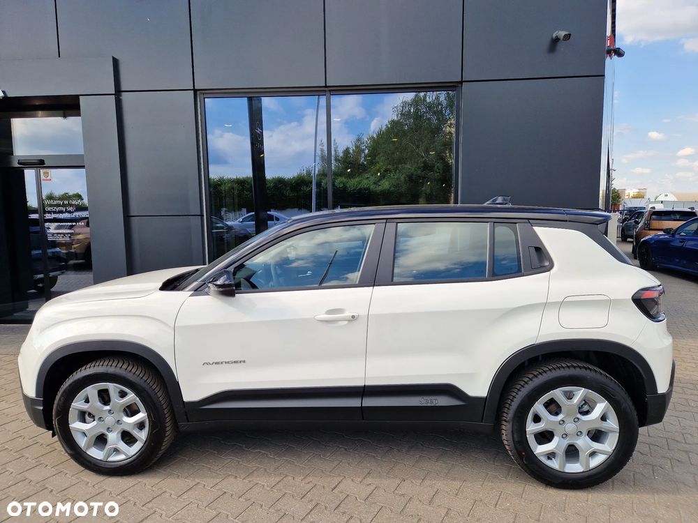 Jeep Avenger 1.2 T3 mHEV Altitude FWD eDCT6 - 4