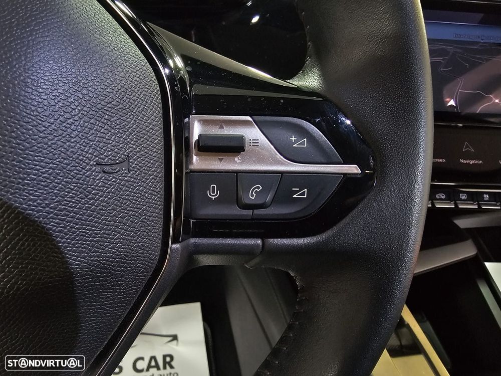 Peugeot 308 1.2 PureTech Allure EAT8 - 17