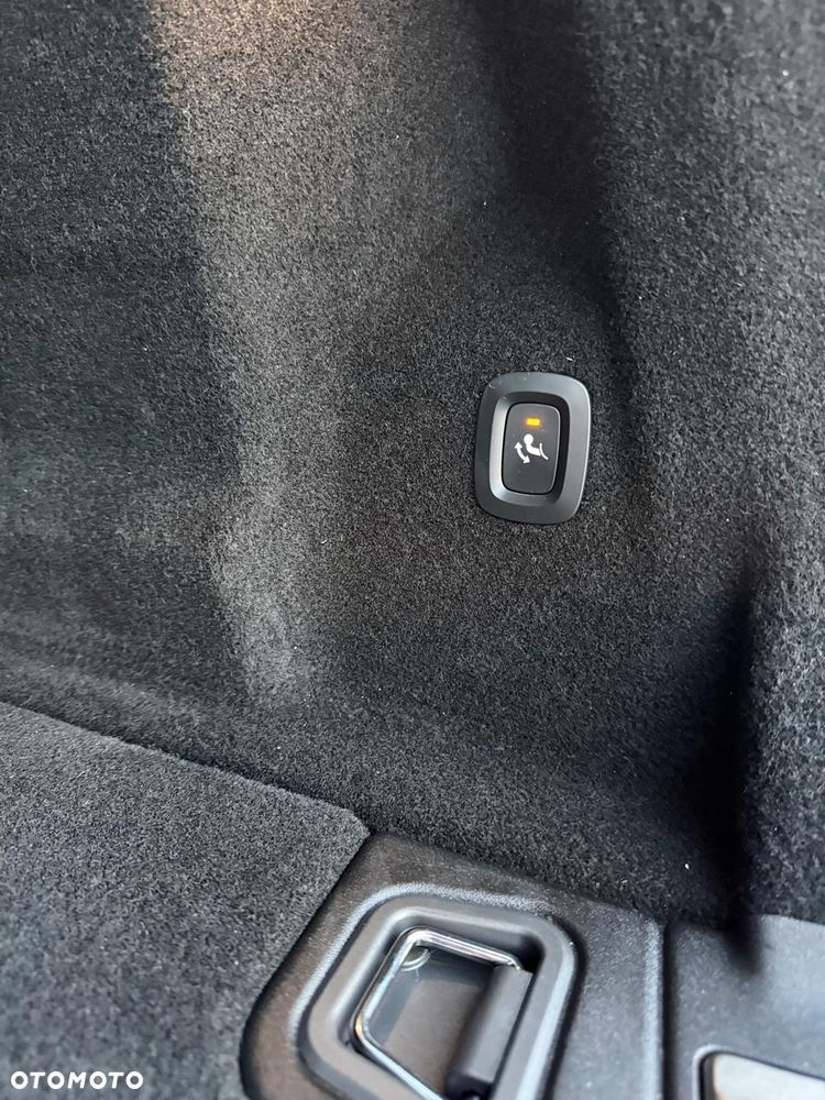Volvo XC 60 B4 D Geartronic Momentum Pro - 17