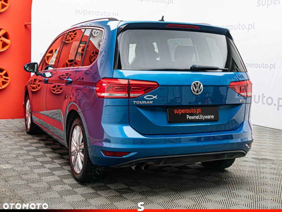 Volkswagen Touran - 29