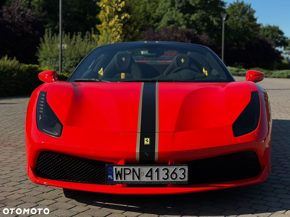 Ferrari 488 - 30