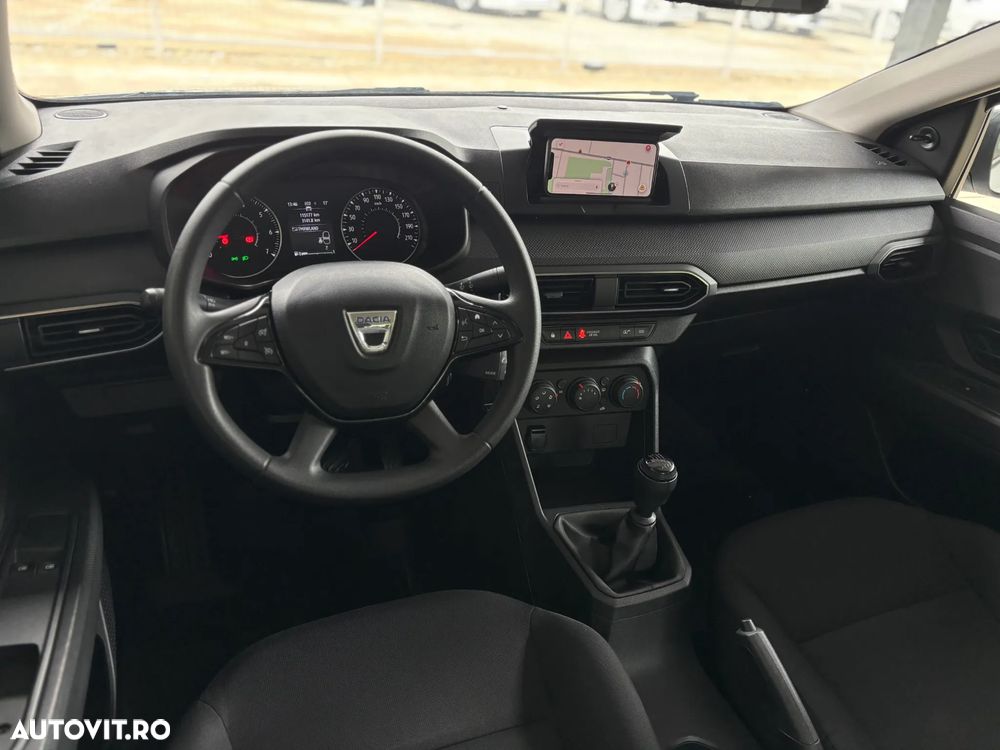 Dacia Logan TCe 90 Essential - 12