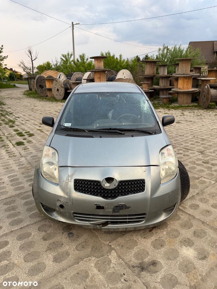 Toyota Yaris 1.3 Luna A/C - 7