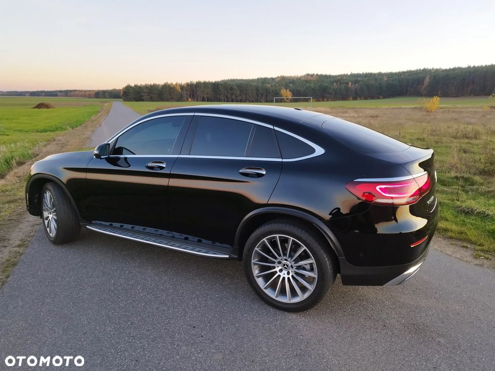 Mercedes-Benz GLC 300 4Matic 9G-TRONIC AMG Line - 1