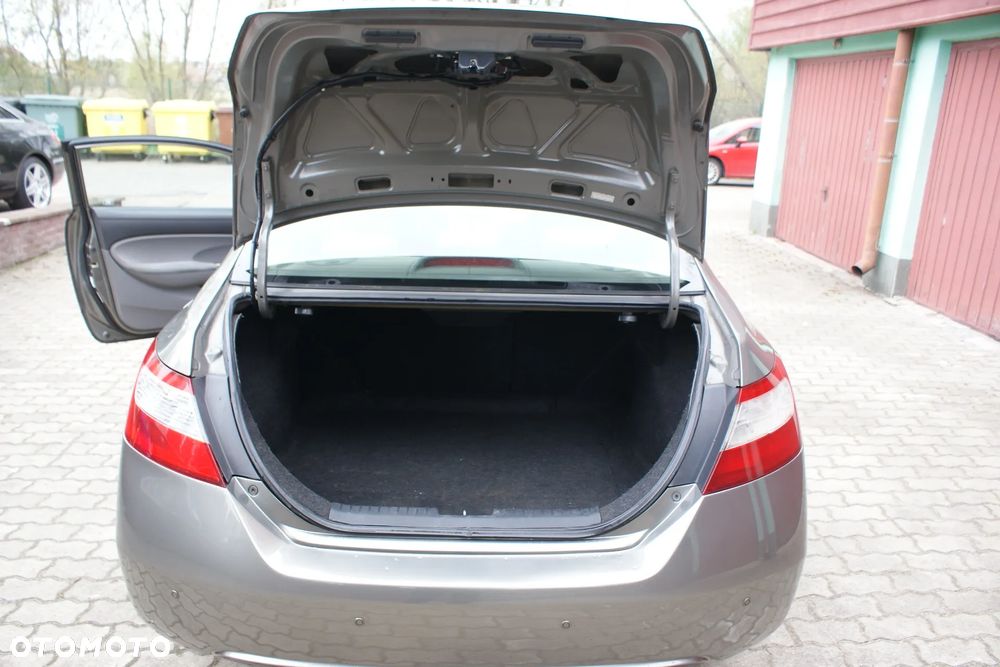 Honda Civic 1.8 LX - 21