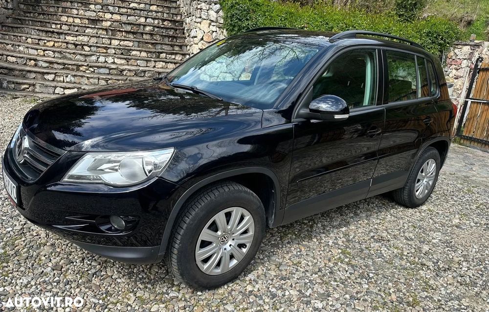 Volkswagen Tiguan 2.0 TDI 4Motion DSG Sport & Style - 2
