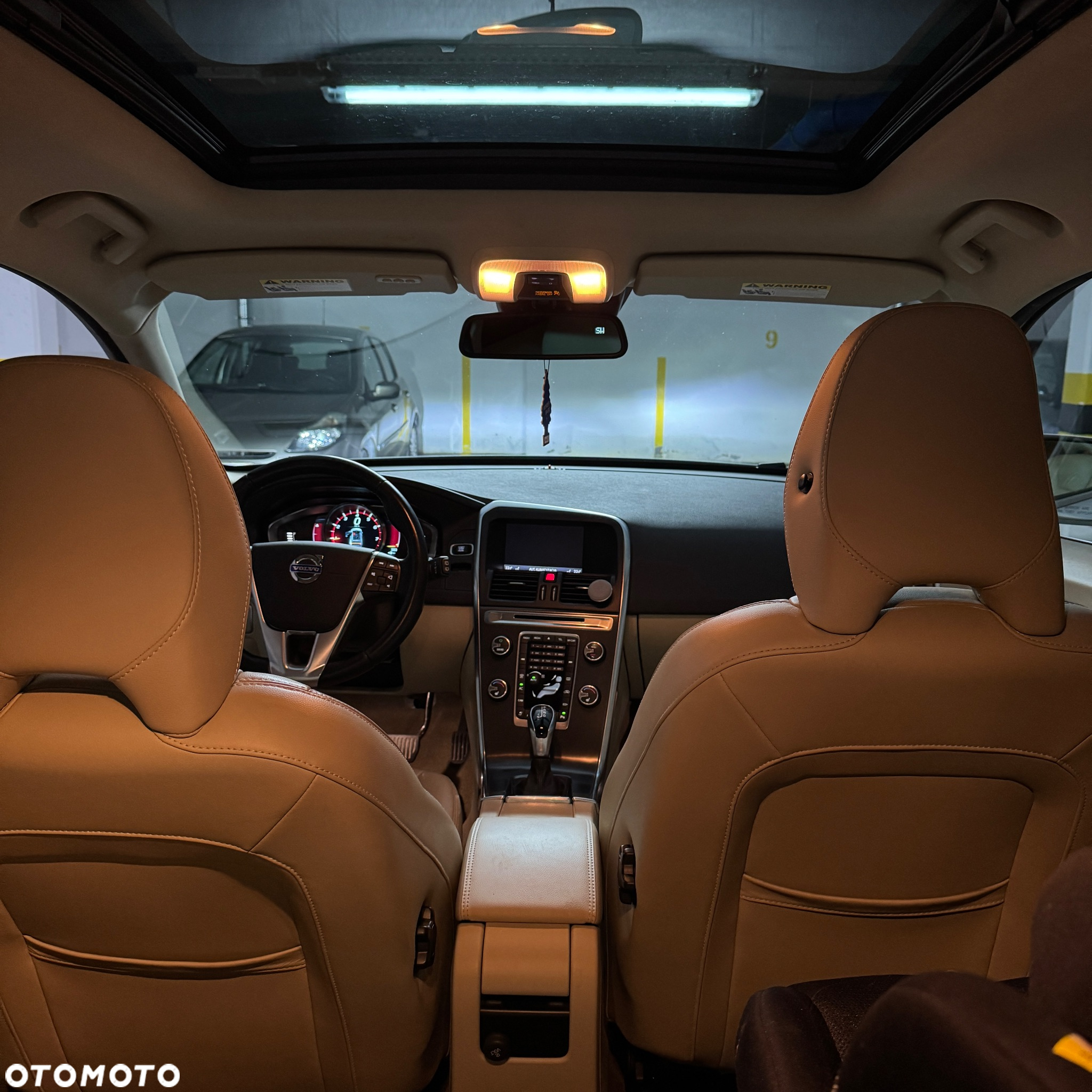Volvo XC 60 T5 Drive-E Momentum - 11