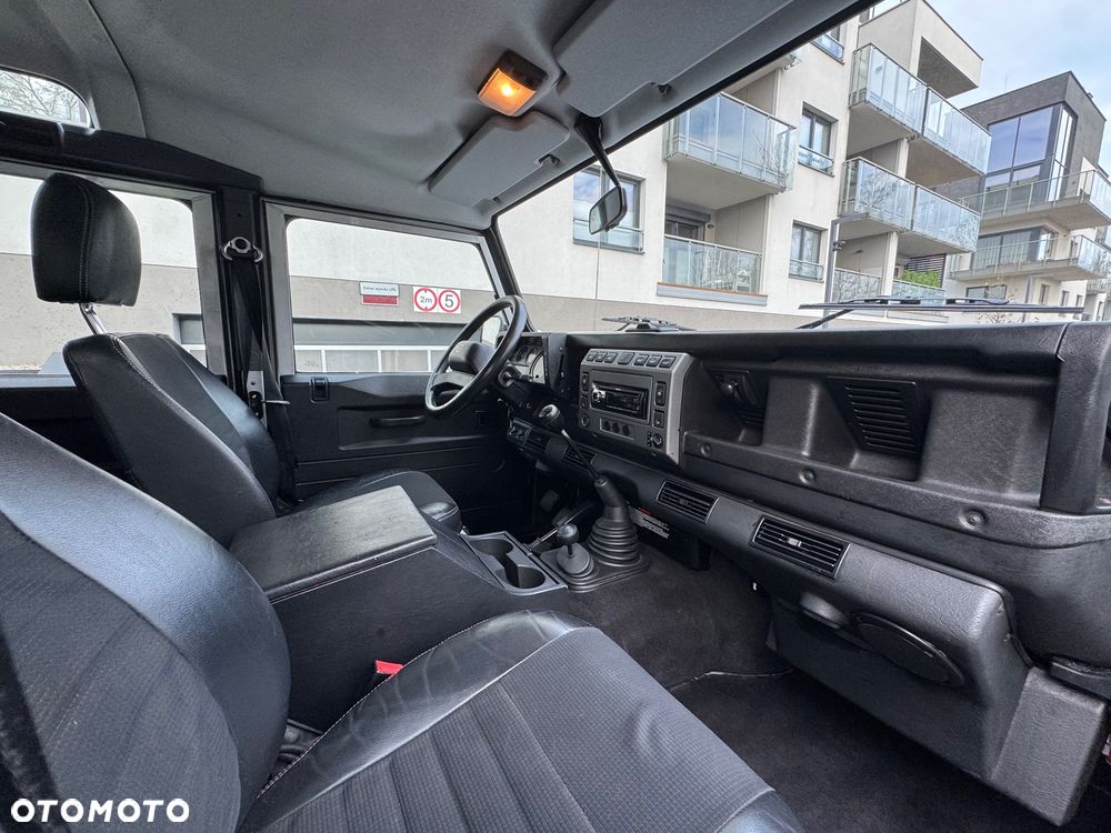 Land Rover Defender 2.5 TDI - 9