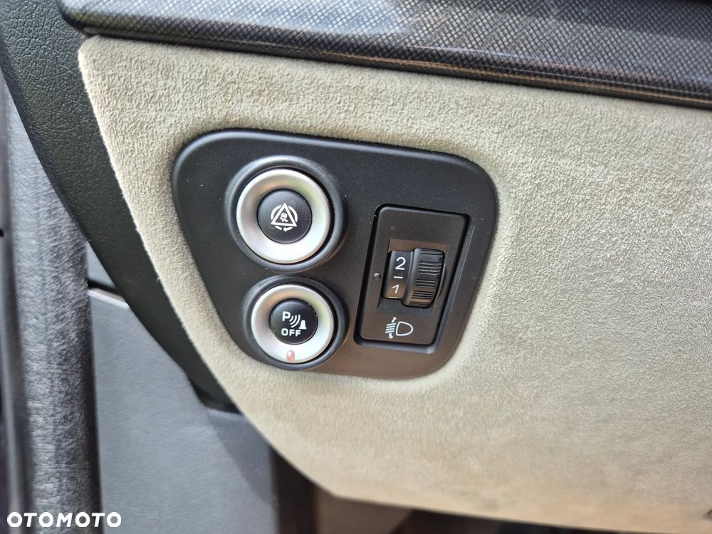 Peugeot 807 HDi 135 Platinum Pullmann - 28