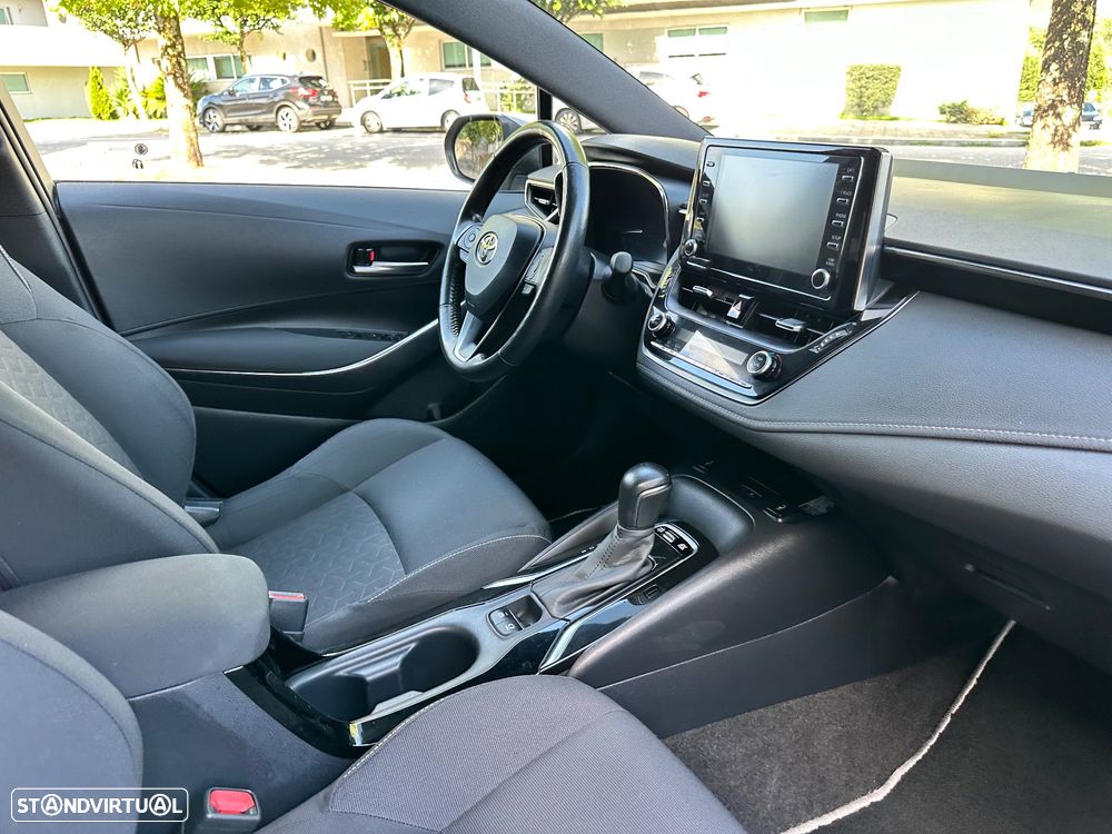 Toyota Corolla 1.8 Hybrid Square Collection - 50