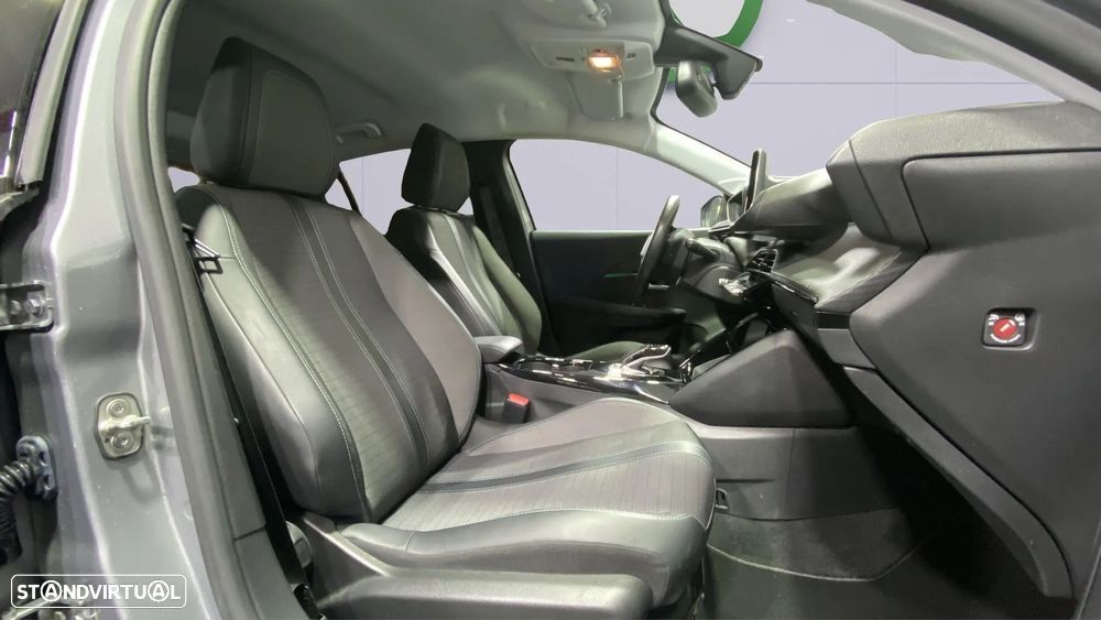 Peugeot e-208 Active Pack - 11