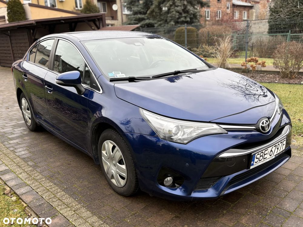 Toyota Avensis 1.8 Premium - 6
