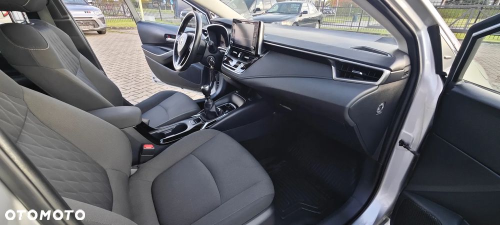 Toyota Corolla 1.6 Comfort - 16