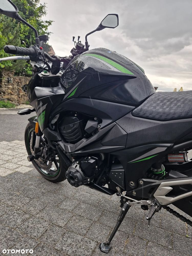 Kawasaki Z - 7