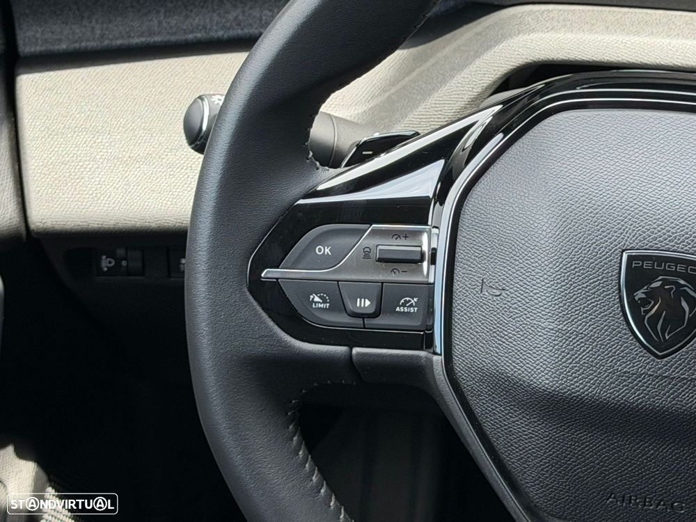 Peugeot 308 SW 1.6 Hybrid Allure Pack e-EAT8 - 32