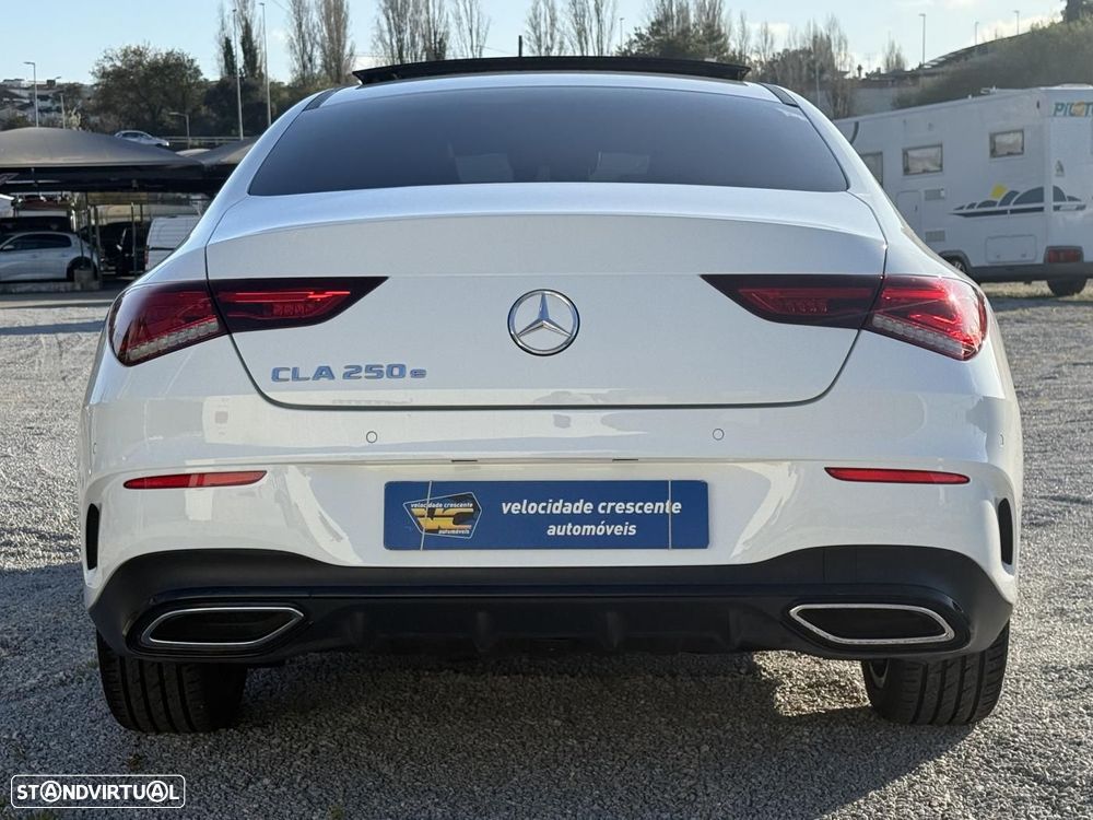 Mercedes-Benz CLA 250 e 8G-DCT AMG Line - 12