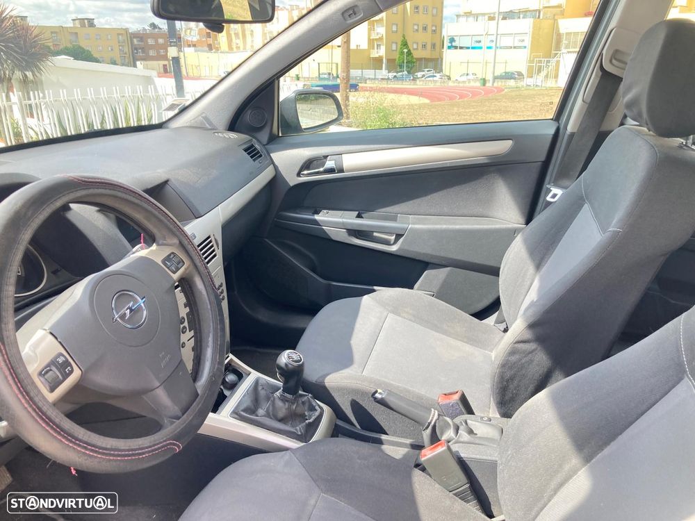 Opel Astra Caravan 1.3 CDTi Enjoy - 22