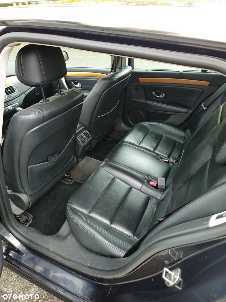 Renault Laguna ver-2-0-dci-fap-initiale - 8