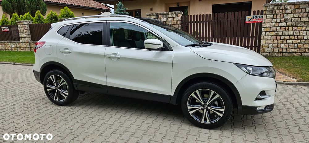 Nissan Qashqai - 2