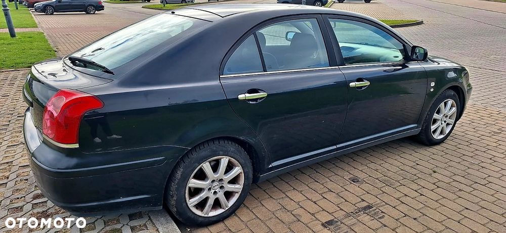 Toyota Avensis - 7