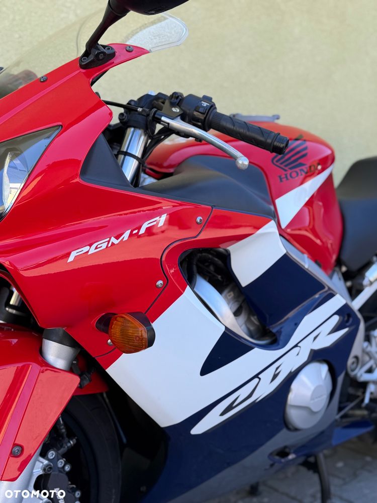 Honda CBR - 30