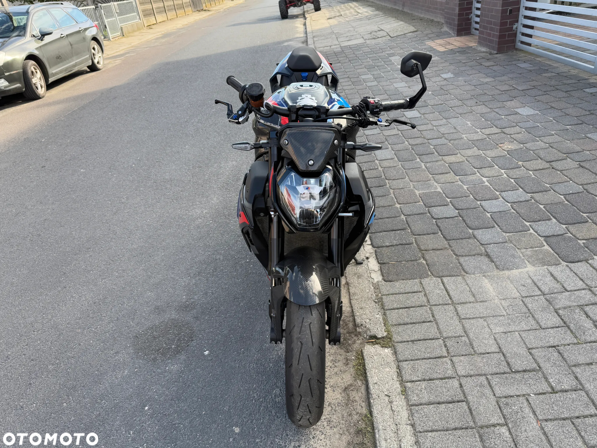 BMW S - 2