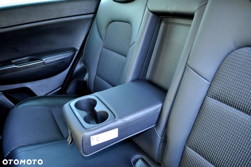 Kia Sportage 1.6 T-GDI L Business Line 4WD DCT - 19