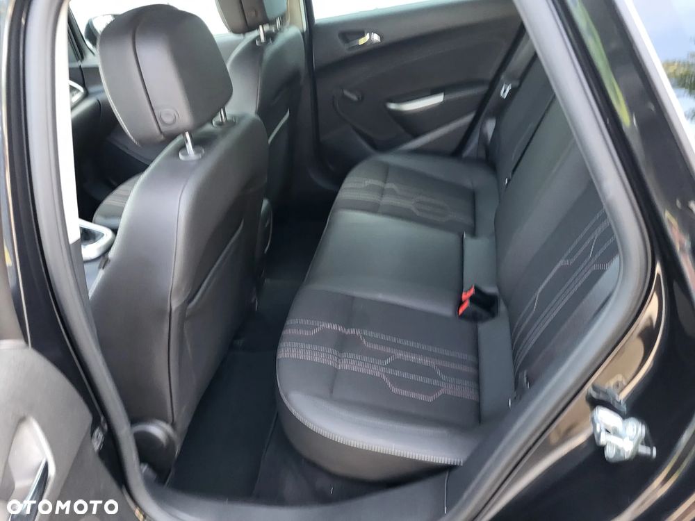 Opel Astra 1.4 Turbo - 11